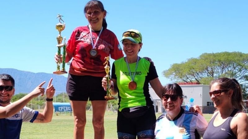 Luis Silva y Anabel Oviedo “dominaron” la “corrida” de los “contadores”