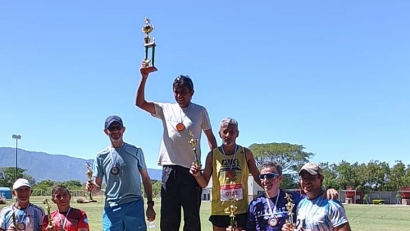 Luis Silva y Anabel Oviedo “dominaron” la “corrida” de los “contadores”