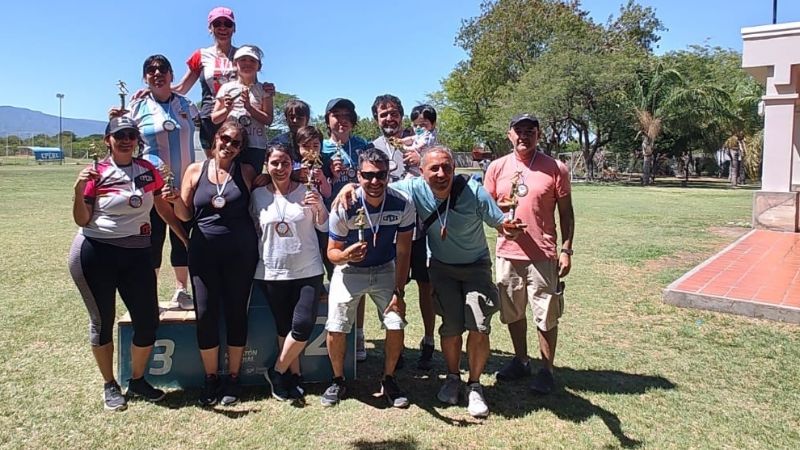Luis Silva y Anabel Oviedo “dominaron” la “corrida” de los “contadores”