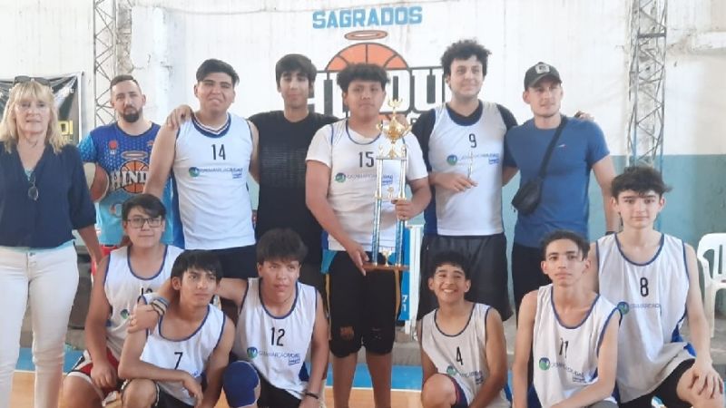 Hindú ganó el cuadrangular de Básquet U17