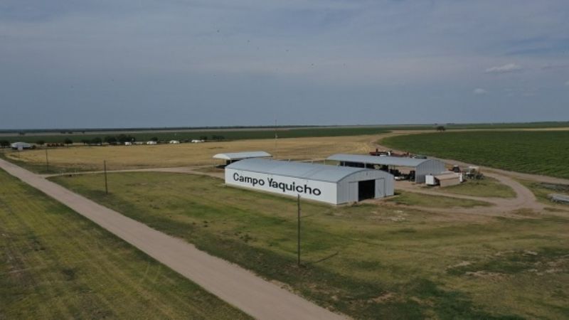 Jalil recorrió empresas agroindustriales en el Este catamarqueño