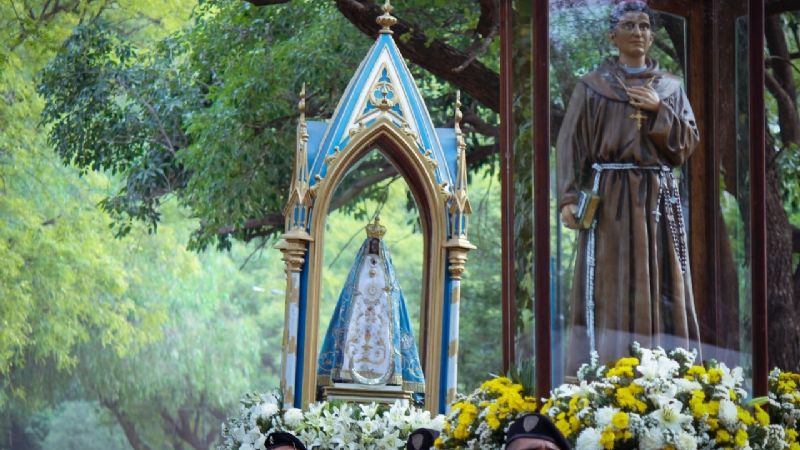 Imponente muestra de amor a la Madre del Valle