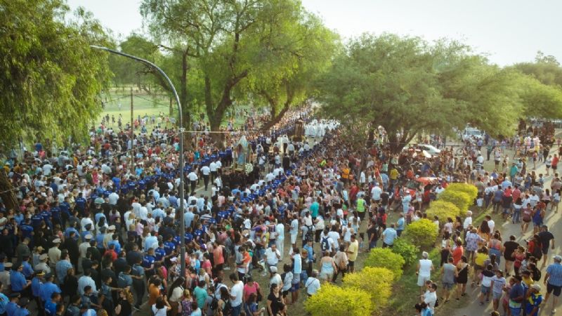 Imponente muestra de amor a la Madre del Valle