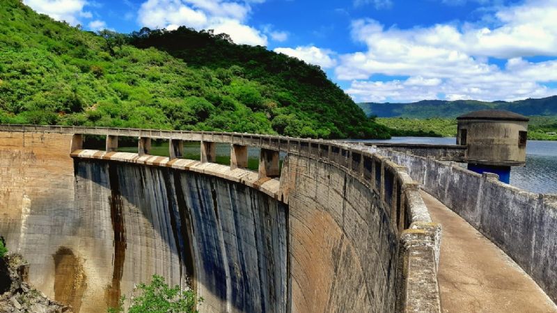 Piden precaución ante posible crecida del río Los Molinos