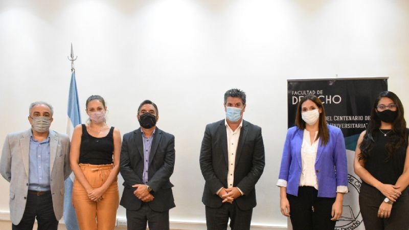 Visita institucional en Derecho