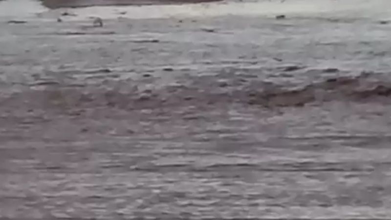 Por crecida de ríos, transitar con precaución por ruta 40