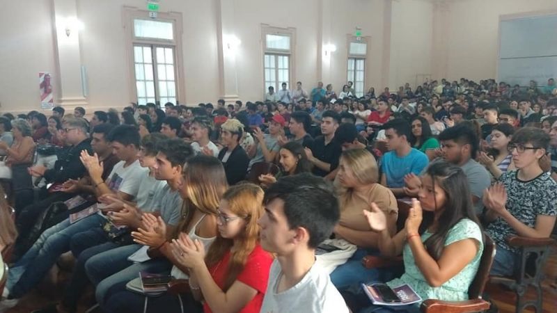 Hay más de 1200 preinscriptos para carreras en Tecnología