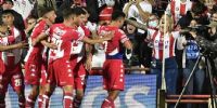 UNIÓN festeja el gol del triunfo, primero en 32 años del cruce con River en Santa Fe.
