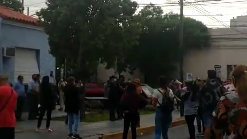 Pidieron la renuncia del Jefe de Policía por el femicidio de Aranda