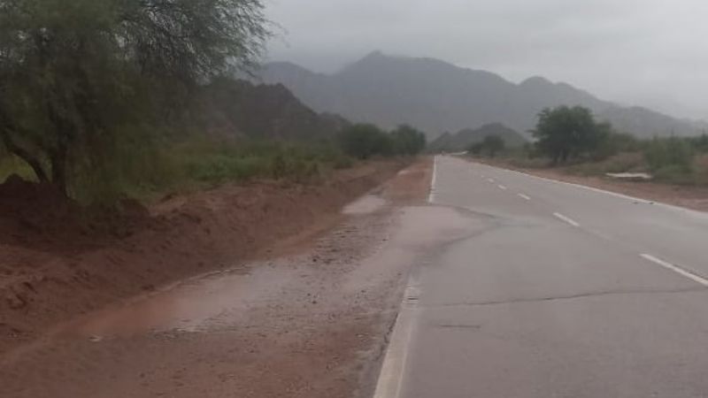 Por lluvias en toda la provincia, transitar con recaución en rutas nacionales