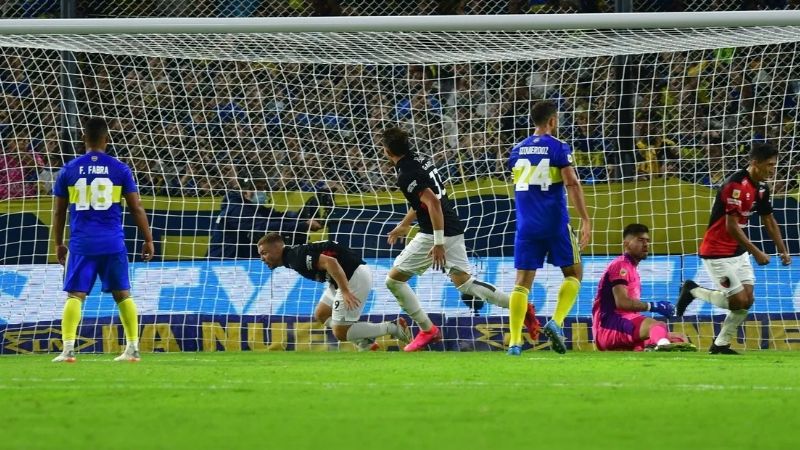 El “Pulga” y un ex River le sacaron “la tapa” a Benedetto