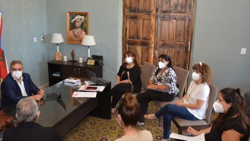 Avanzan en la incorporación de trabajadores de Salud a planta permanente