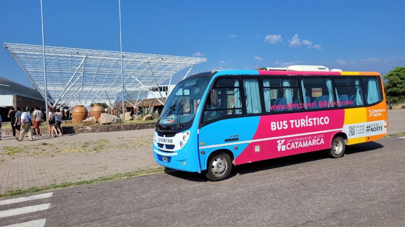 El Municipio de la Capital lanzó el Bus Turístico