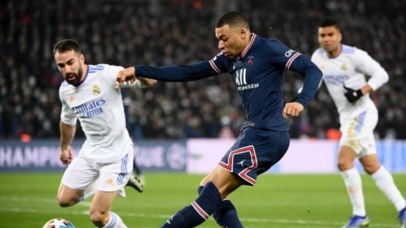 Mbappé le dio el triunfo al PSG y el City sentenció al Sporting