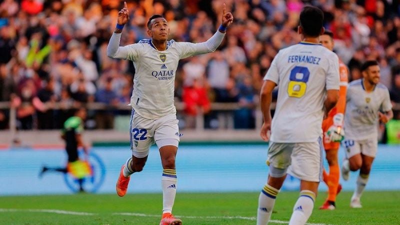 Boca festejó su primer triunfo con doblete de Villa