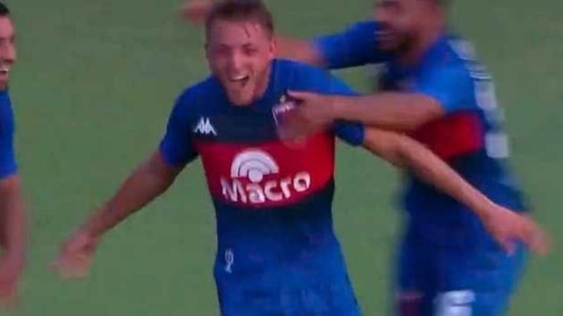 Boca festejó su primer triunfo con doblete de Villa