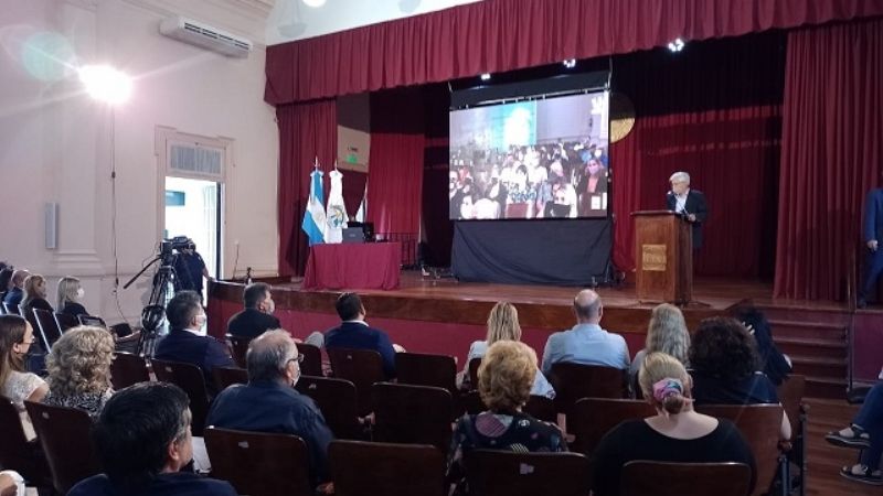 “Calidad y Accesibilidad de la Educación Virtual” en la UNCA