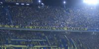 LA HINCHADA más grande del mundo, reza la pancarta desplegada en La Bombonera.