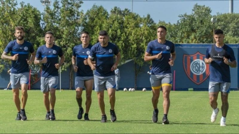 Encima, tres jugadores “santos” con síntomas de COVID-19