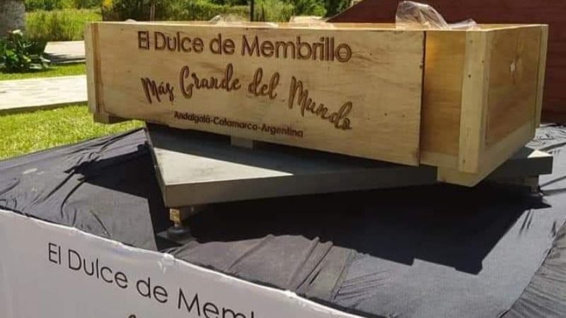 Andalgalá elaboró el dulce de membrillo más grande del mundo