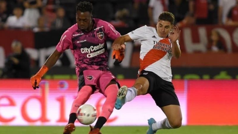 River aprovechó los regalos de Newell's y ganó 2 a 0