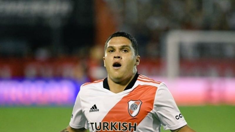 River aprovechó los regalos de Newell's y ganó 2 a 0