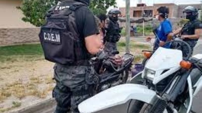 Arrestan a un hombre requerido por la justicia