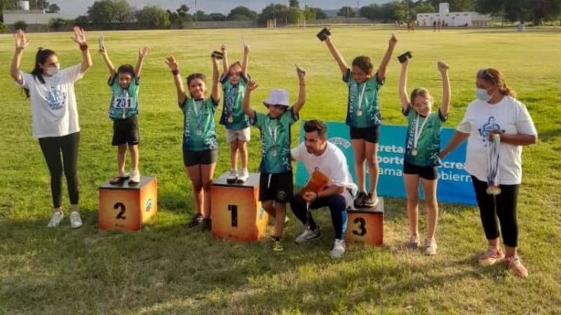 Exitoso evaluativo de Pista y Campo, en el “Poli” Capital