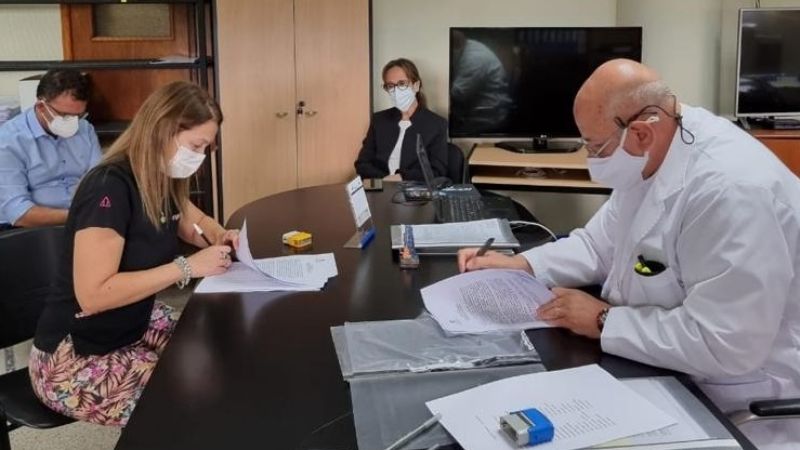 OSEP firmó nuevos convenios con profesionales de la salud