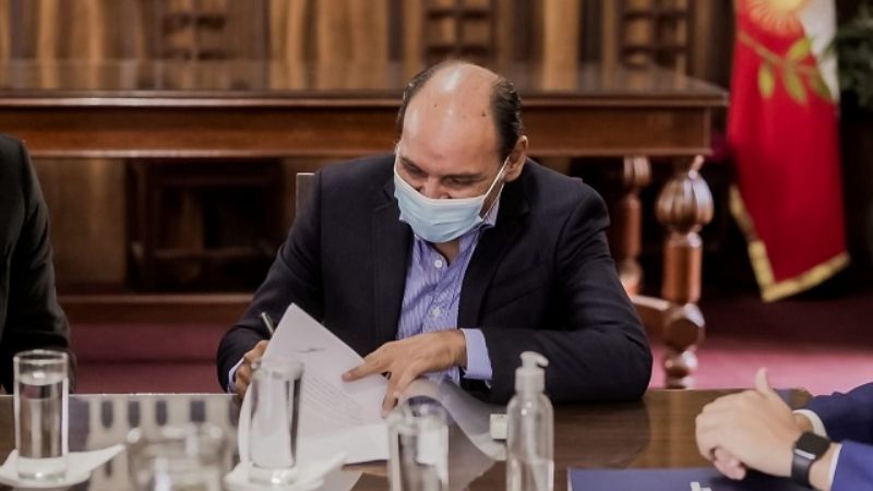 Saadi firmó acuerdos con la Corte de Justicia