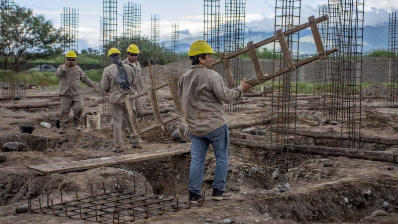 Firman acta de inicio de obra del nuevo edificio del TC