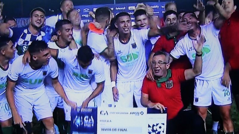 Agropecuario pasó a los 16vos. de la Copa Argentina