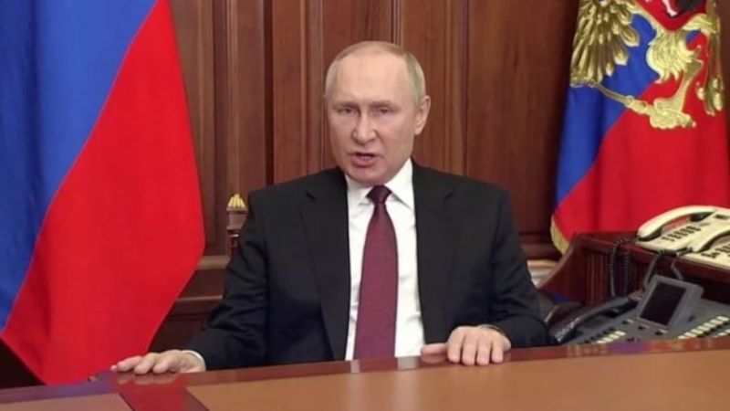 De Putin a Ucrania: “Su gobierno es una banda de drogadictos y neonazis”