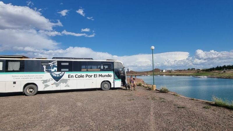 “En Cole por el Mundo”: una familia recorre el país y sueña con llegar a Alaska