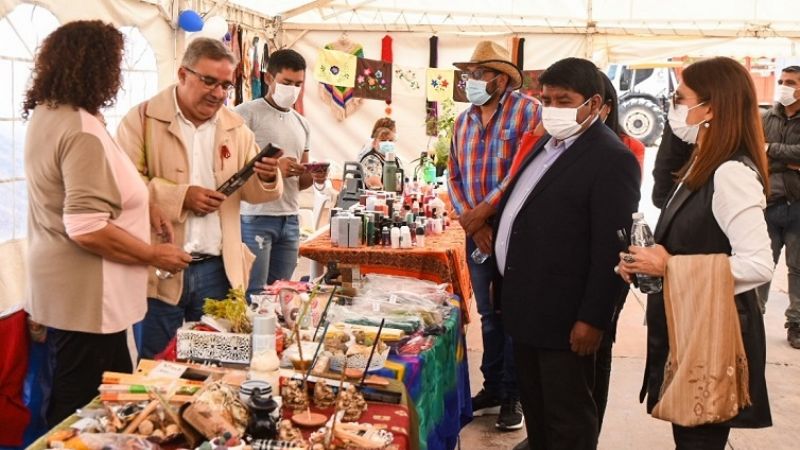 Jalil visitó la Feria de la Puna en Antofagasta de la Sierra