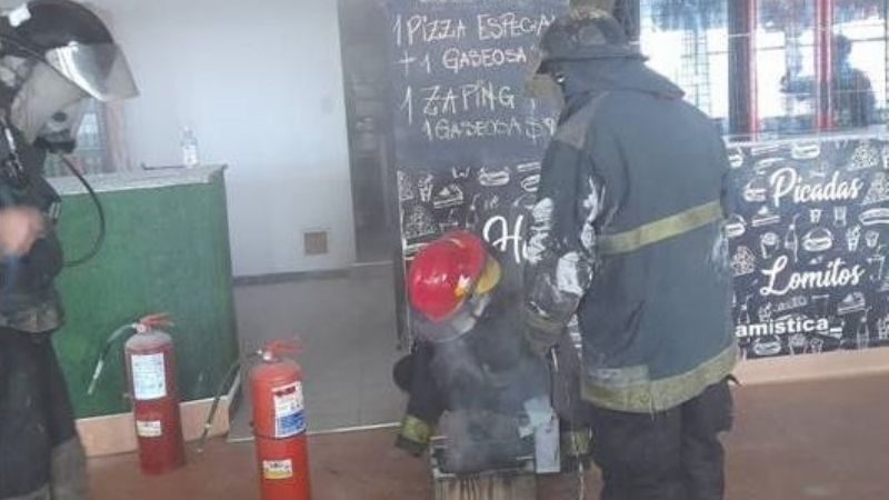 Se incendió un local de la Terminal