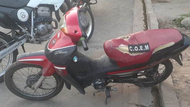 Un aprehendido y un demorado por el arrebato de una mochila