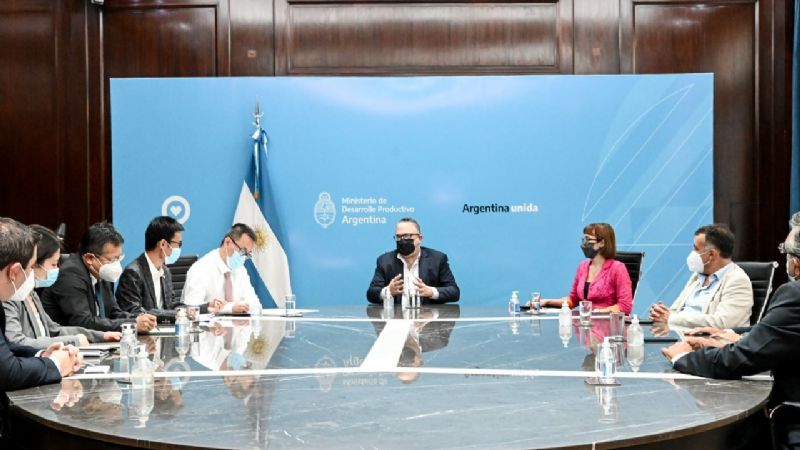 La minera Zijin invertirá 380 millones de dólares para producir litio en Catamarca