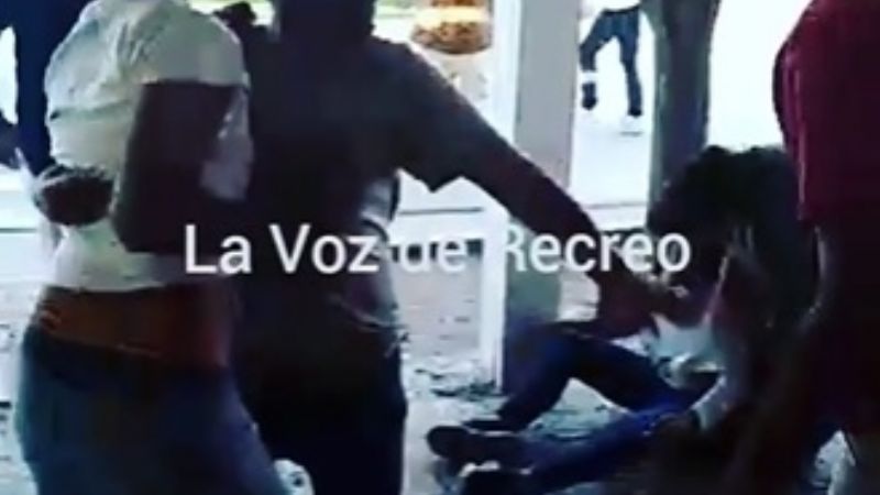 Gresca callejera en Recreo