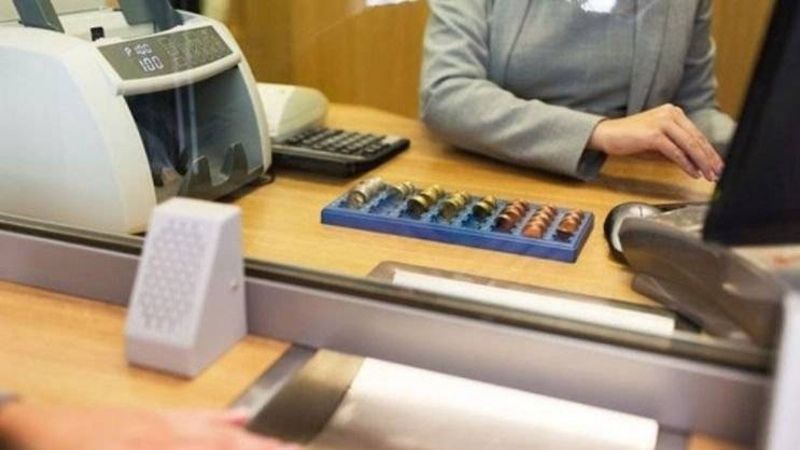 Bancarios acordaron un salario mínimo de 137 mil pesos