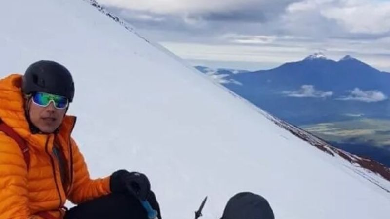 Montañista mexicano ciego hizo cumbre en el Ojos del Salado