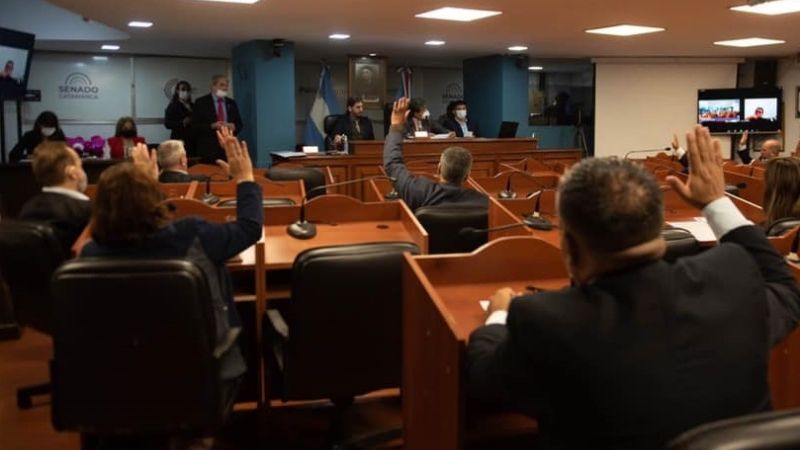 Senado: se fue Jais y asumieron secretarios