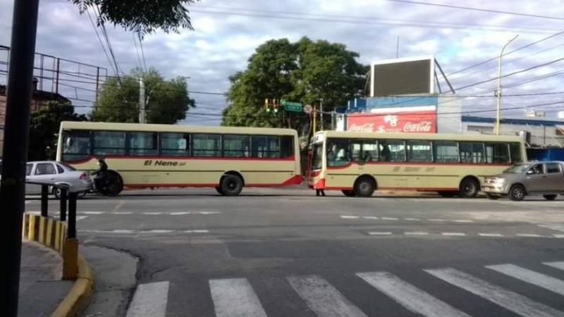 Caos en el centro por bloqueo de colectivos