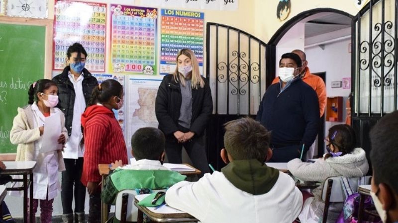 Envían partidas a más de 400 escuelas