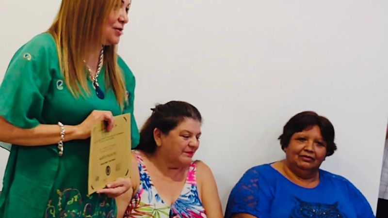 UATRE otorgó el reconocimiento Mujer Valiente-Gran Mamá
