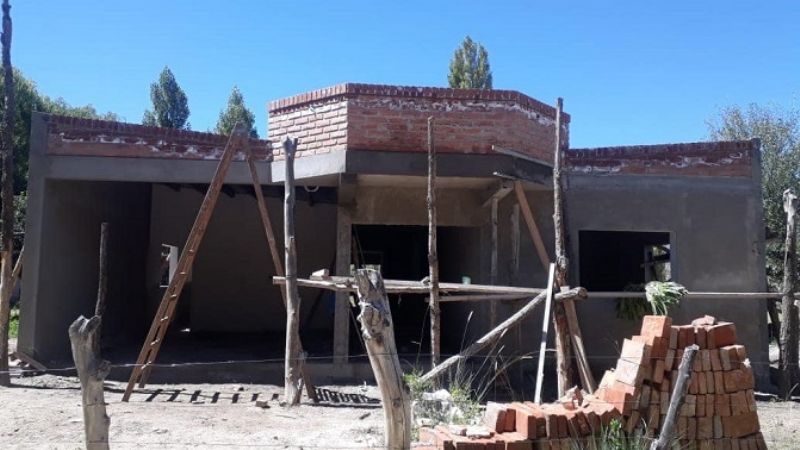 Sánchez recibió a titular de la fundación Amancay