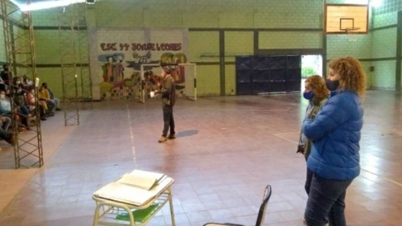 Preocupante situación de la Escuela Sec. N° 44 “Jorge L. Borges” de Miraflores