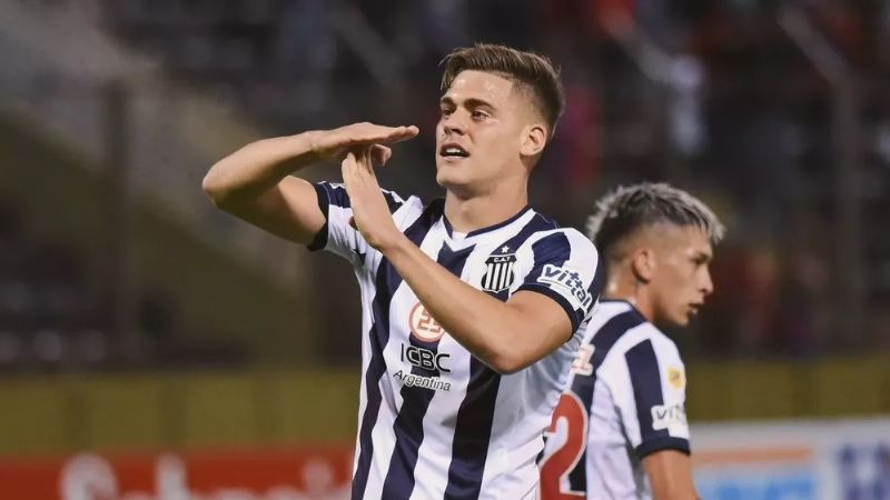 "Cuarteto" de Talleres, que pasó a 16vos. de la Copa Argentina