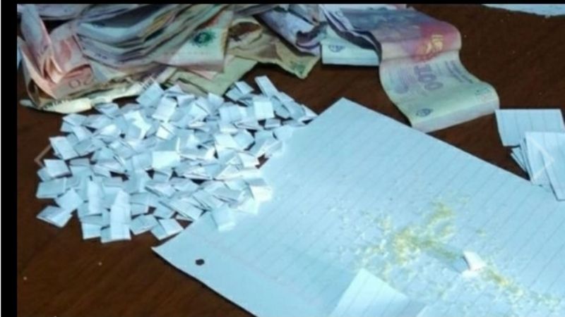 Una mujer gozaba de prisión domiciliaria y le encontraron casi 600 dosis de paco