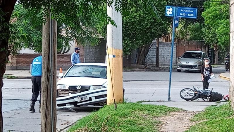 Vecinos exigen medidas en peligrosa esquina